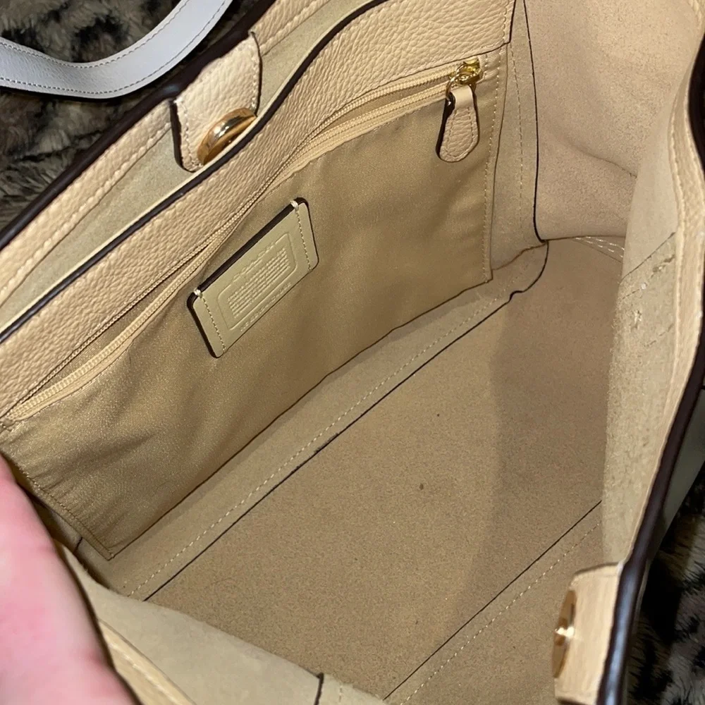 Coach bag - Picture 3 of 4